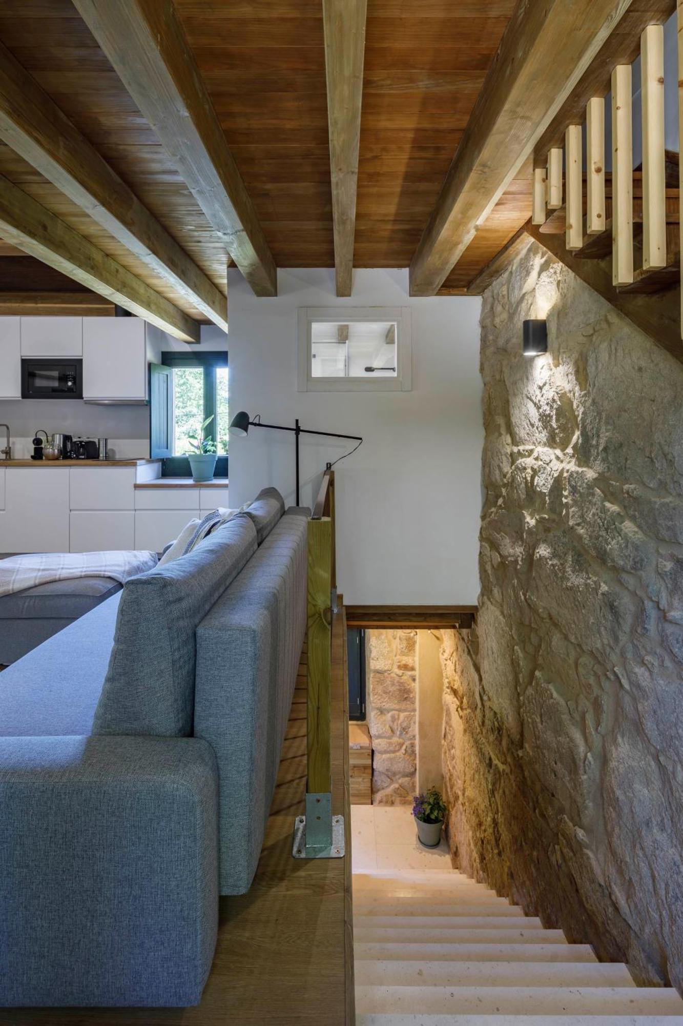 Hermoso Molino Restaurado A Pie Del Rio En Vigo Kültér fotó